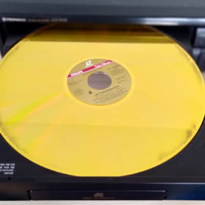 Pioneer CLD-700S Laserdisc image 7