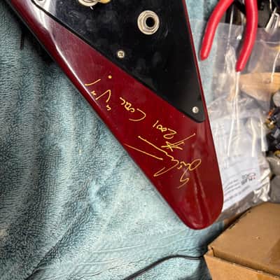1991 Gibson Flying V scalloped fretboard signed by Yngwie Malmsteen image 2