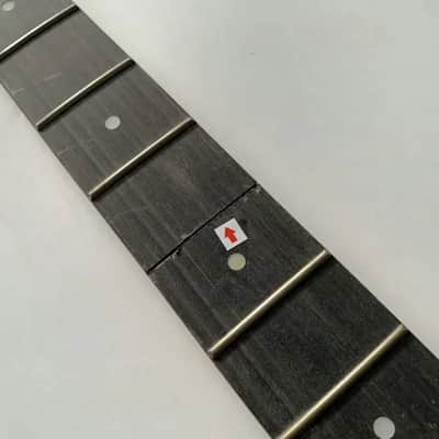 Maple Wood 4 String Jazz Bass Style Neck, Rosewood 20 Frets Fingerboard image 5