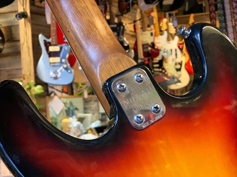 Aria 1702T | Reverb