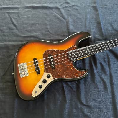 Fender 1986 Fender Sunburst MIJ (Fujigen) Jazz Bass ‘62 Vintage Reissue JB62-60 1986 - Sunburst image 2
