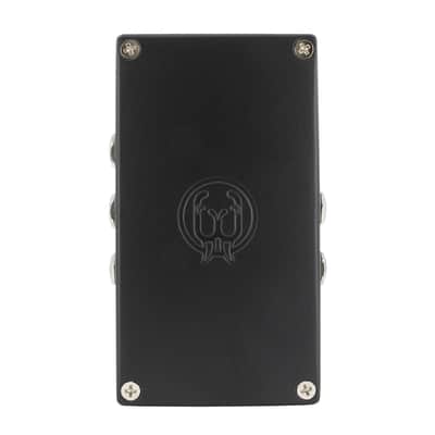 Walrus Audio Monumental Harmonic Stereo Tap Tremolo Pedal - Black image 6