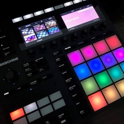 Native Instruments Maschine MKIII Groove Production Control Surface image 1