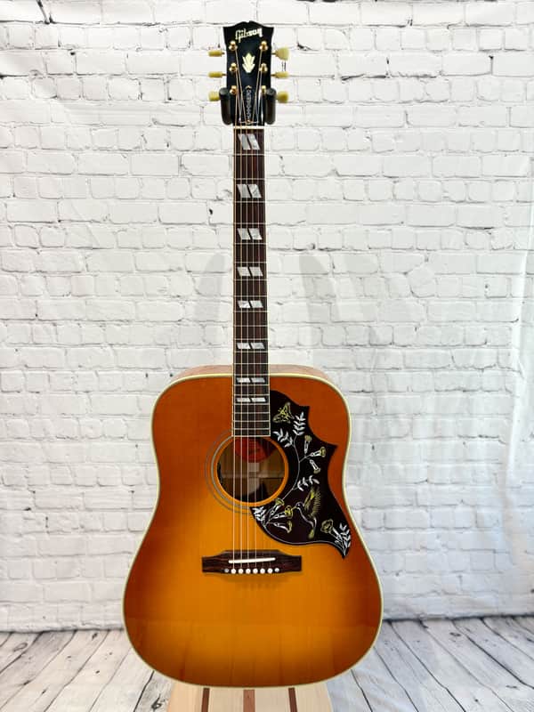 Gibson Hummingbird Original Heritage Cherry Sunburst 2024 image 1