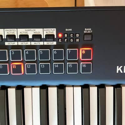 Korg Kross 61-key music workstation synthesizer Keyboard Synth Keytar image 7