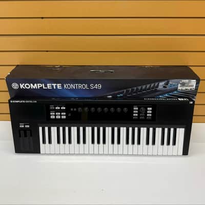Native Instruments Komplete Kontrol S49 Keyboard | Reverb Canada