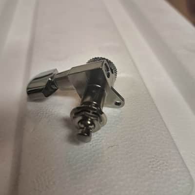 Schaller set of 6 inline left locking tuners - Chrome NOS image 2