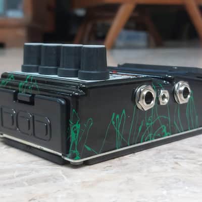 DOD FX92 Bass Grunge 1994 [Mint NOS - New Old Stock] Black with Green Gloss Airbrush Finish image 14