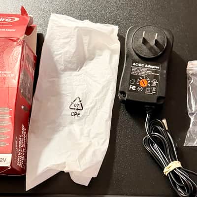 Kali Audio MV-BT Bluetooth Input Module with LiveWire Universal Voltage Power Supply and the 1Mii Bluetooth Transmitter/Receiver image 2