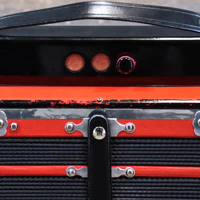 Gagné & Frère 1-Row 2-Bass 10-Treble Button "D" Red & Black Diatonic Accordion w/Case image 7