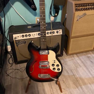 1968 Silverton Model 319 (14539) Semi-Hollow Body - Sunburst image 1