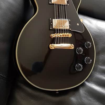 Epiphone Les Paul Custom. 2006 China. Gloss Black. VGC image 12