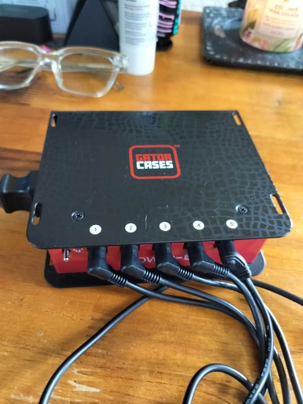Gator GTR-PWR-5 Power Supply with 5 Isolated Outlets 2010s - Black image 1