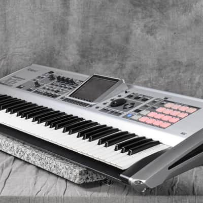 Roland Fantom X6 Synthesizer Workstation Keyboard in Very Good condition. image 3