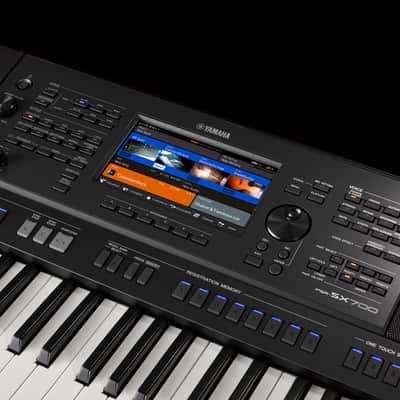 Yamaha PSR-SX700 61-Key Arranger Workstation 2019 - Present - Black image 6