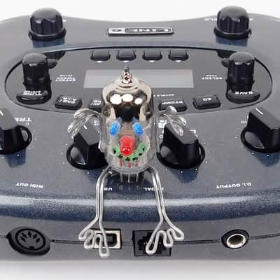 Line 6 Bass Pod XT Bass Amp Modeler Effects + Top Zustand+ OVP + 1,5 J Garantie image 8