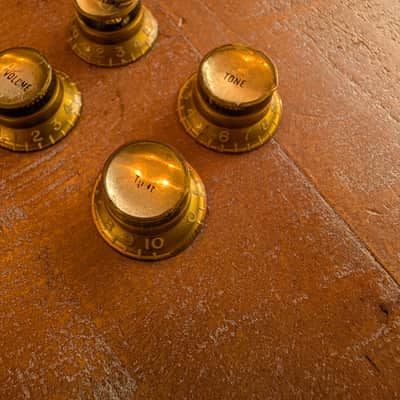 Gibson Reflector Knob Matched Set Of 4 Original Vintage 1960s Gold Volume Tone image 2