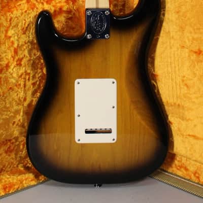 2005 Fender 50th Anniversary American Stratocaster 2-Color Sunburst w/OHSC image 3