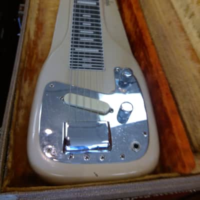 Early 60s Fender Studio Deluxe Steel w/Case image 9