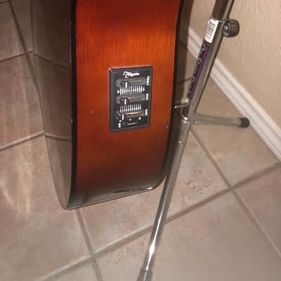 Takamine EG-240 - Outstanding Value image 5