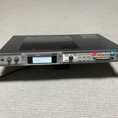 Roland Fantom-XR V2.00 New Display Installed 512DIMM w/1GB CF