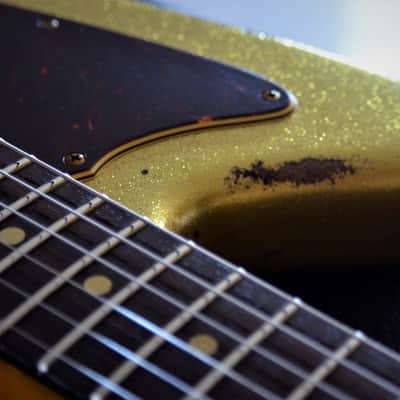 American Fender Jazzmaster Relic  Custom  Nitro Gold Sparkle G&G Case image 14