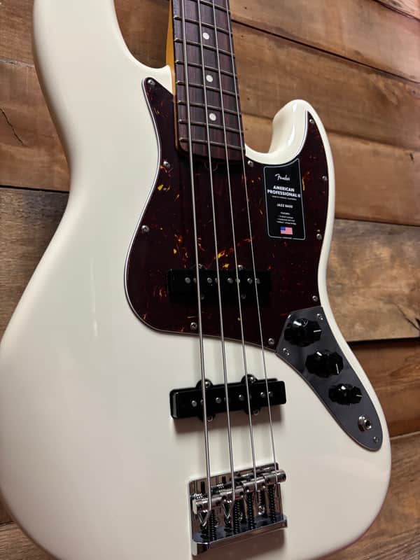 Fender American Pro II J-Bass RW Olympic White w/case image 1