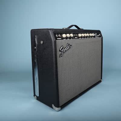 2005 Fender Custom Vibrolux Reverb 2x10 Professional Tube Amplifier image 7