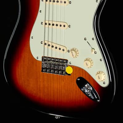 Fender Vintera '60s Stratocaster 3-Tone Sunburst-MX19035086 image 10