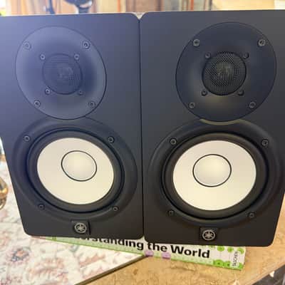 Yamaha HS5 5" Powered Studio Monitor (Pair) 2015 - Present - Black image 1