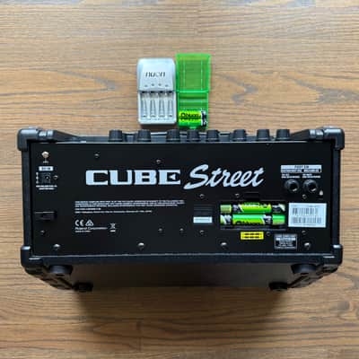Roland Cube Street 2-Channel 2x2.5-Watt 2x6.5" Guitar Combo 2007 - 2021 - Black image 1
