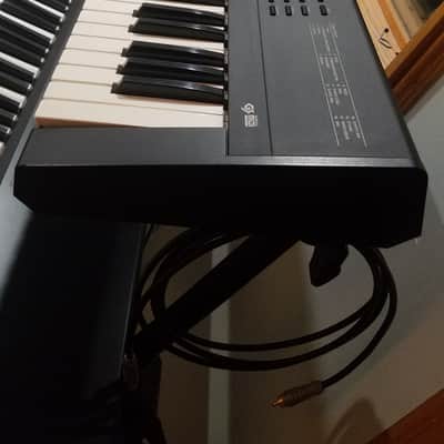 Roland JV-30 16 Part Multi Timbral Synthesizer image 2