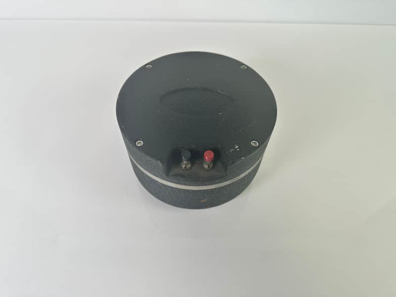 JBL LE85