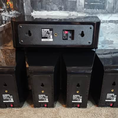 Yamaha Yamaha NS-840 compact, 2-way bookshelf satellite speakers 5 speakers 90s  - Piano black image 4