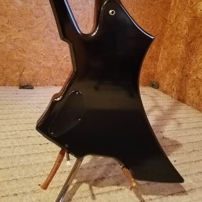 Takamine GB400 1985 Gloss black with red binding image 5