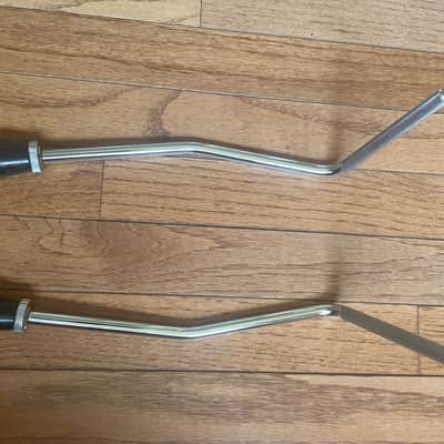 1 Pair C&C 9.5mm Vintage Style Gull Wing Bass Drum Spurs w/Screw On Tips 2020 - Chrome image 2