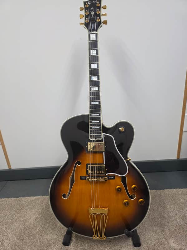 Gibson Custom Shop Byrdland | Reverb