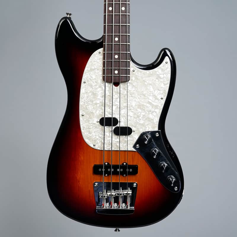 Fender American Performer Mustang PJ Bass 2023 - Three Tone Sunburst image 1
