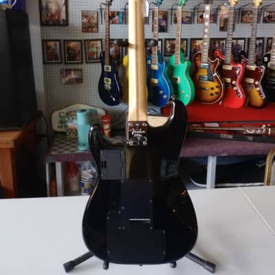 Fender Standard Roland Ready Stratocaster 2006 Black *** FREE SHIPPING *** image 3