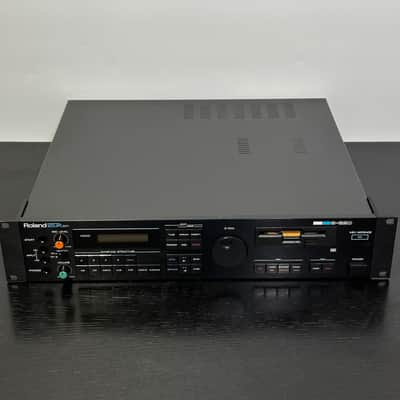 Roland S-220 image 2