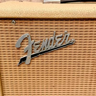 Fender Reverb Unit 1963 - White Tolex image 10