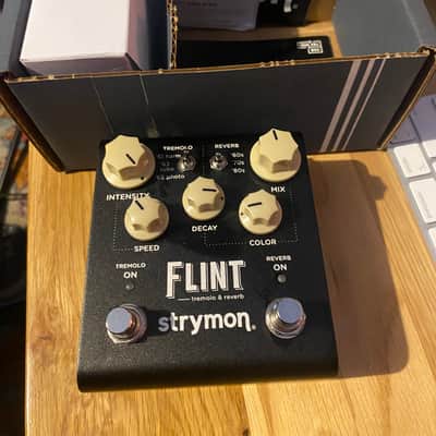 Strymon Flint Reverb and Tremolo V2 2022 - Present - Black image 3