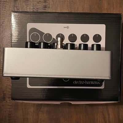 Electro-Harmonix Deluxe Memory Man 550Ms Analog Delay / Chorus / Vibrato 2008 - Present - Black / Silver image 6