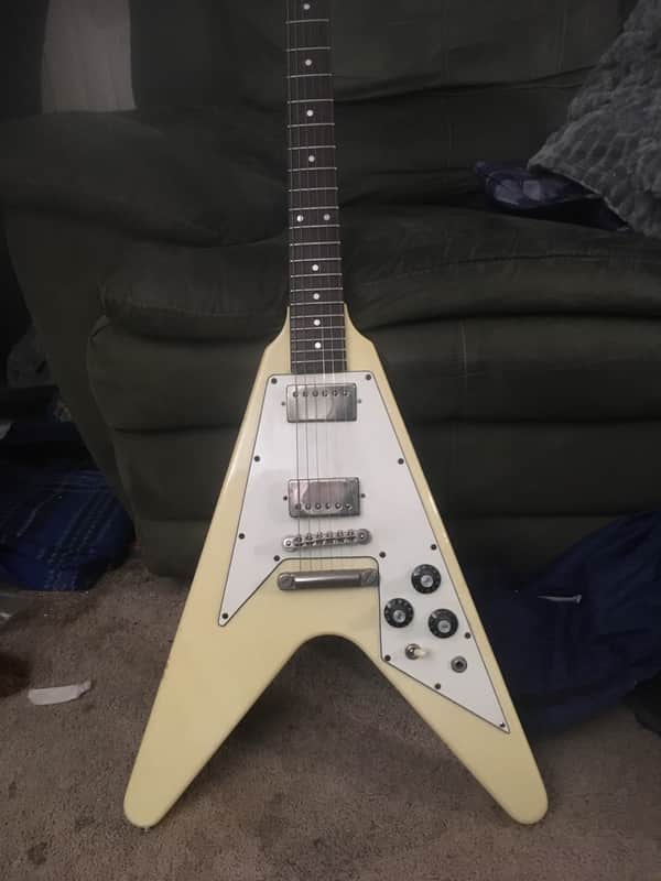 Greco Flying V 1981 White | Reverb