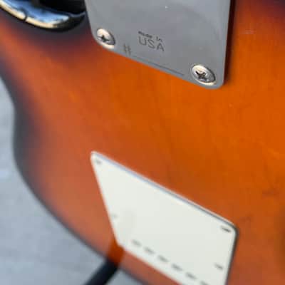 Tuttle Custom Classic S - 2-Tone Burst Nitro - HSS image 4