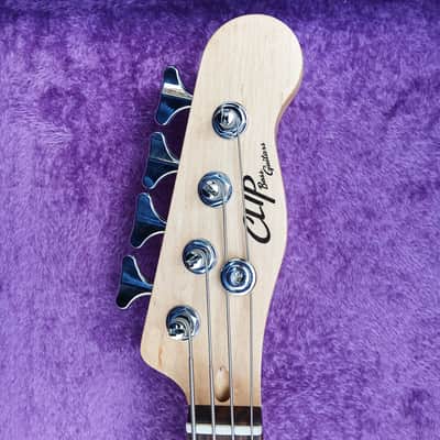 Clip TBS-4 Bass Guitar Short Scale Telebass Aged Vanilla image 7