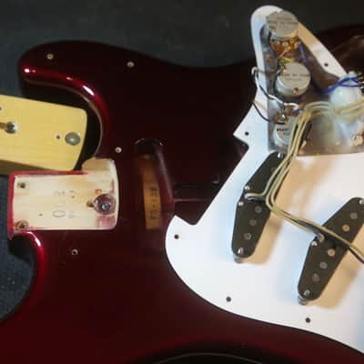 Fender Stratocaster ST-72, Made in Japan 2006-2008 - Candy Apple Red image 10