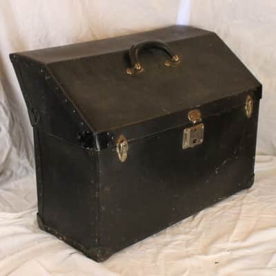 Black Italian Hard Case for Accordion 22" x 8.50" x 18" (55.75cm x 21.50cm x 45.75cm) image 1