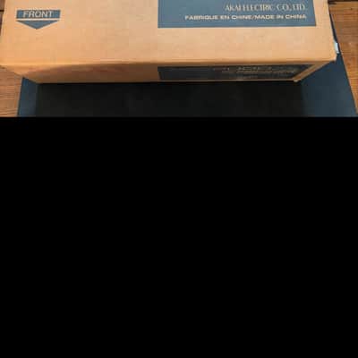 Akai MPC2000XL ORIGINAL BOX +NEW BLUE screen+ 8outs + CF + EB16 + original manual image 3