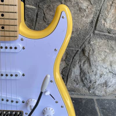 Vision Stratocaster ST5 Electric Guitar Starter Kit - Yellow - NEW image 4